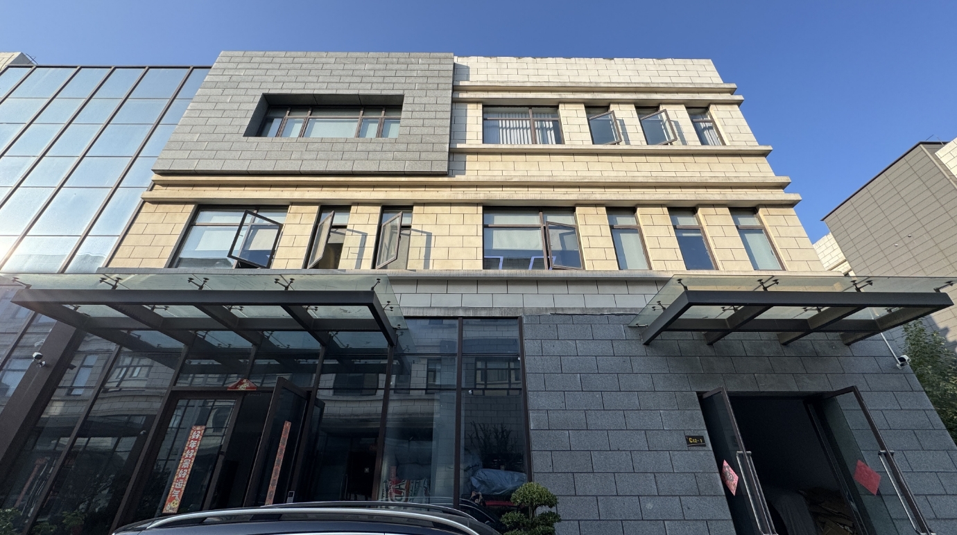 Self Photos / Files - partnership_img_2